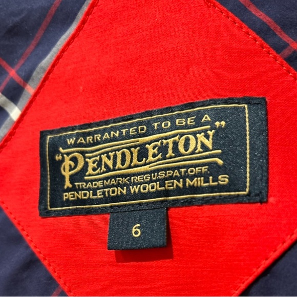 Pendleton Red Hooded Jacket - Picture 8 of 8